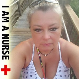 Meet your Posher, Lois